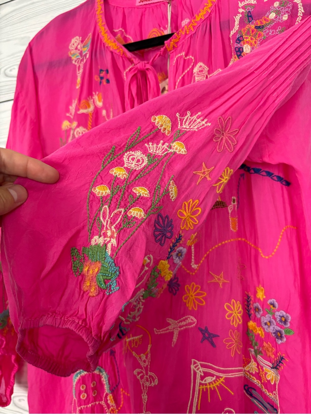 Johnny Was Zadonia blouse Fatima size medium fuchsia pink embroidered NWT - Picture 9 of 16